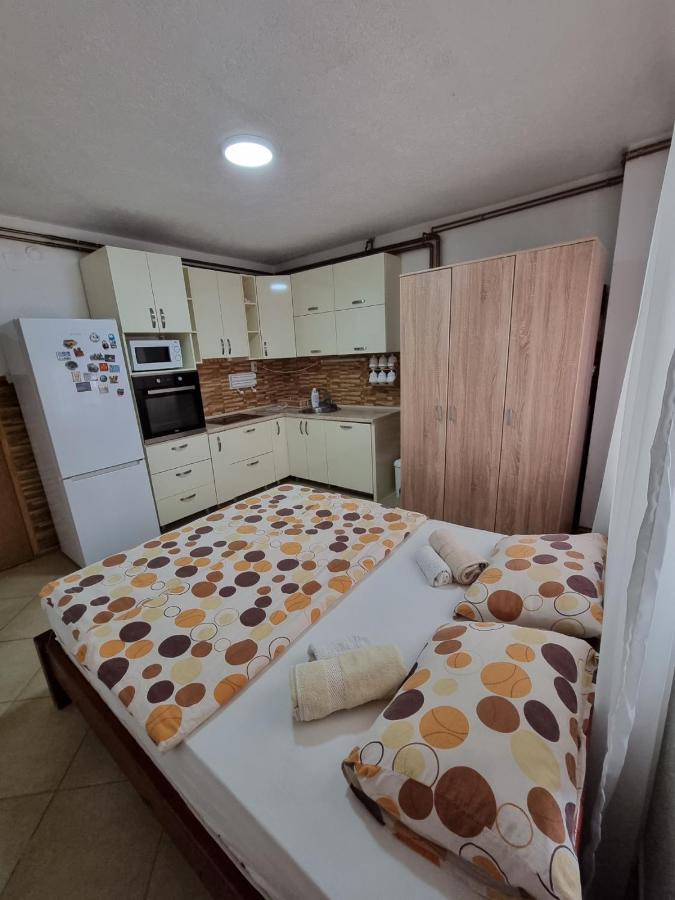 סוטומורה Guest House Vukmarkovic מראה חיצוני תמונה
