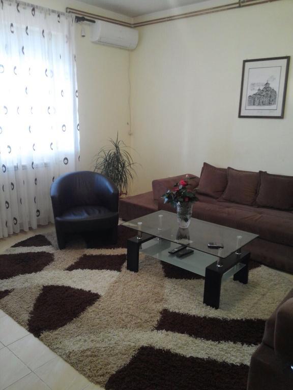 סוטומורה Guest House Vukmarkovic מראה חיצוני תמונה