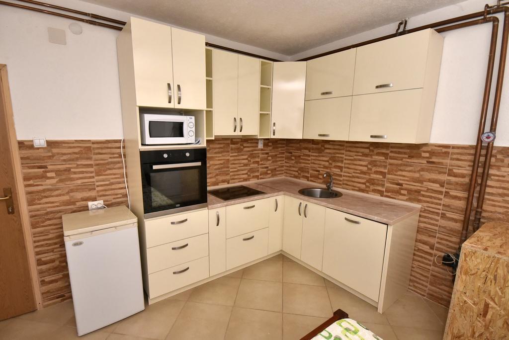 סוטומורה Guest House Vukmarkovic מראה חיצוני תמונה