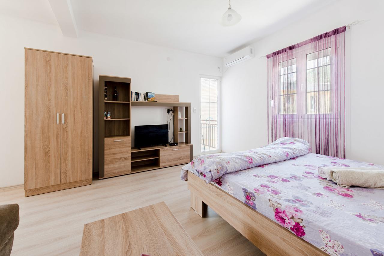 סוטומורה Guest House Vukmarkovic מראה חיצוני תמונה